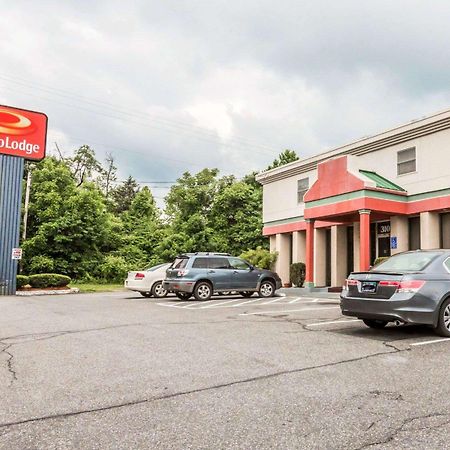 Econo Lodge Stewart International Airport New Windsor Εξωτερικό φωτογραφία