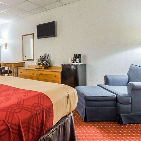 Econo Lodge Stewart International Airport New Windsor Εξωτερικό φωτογραφία
