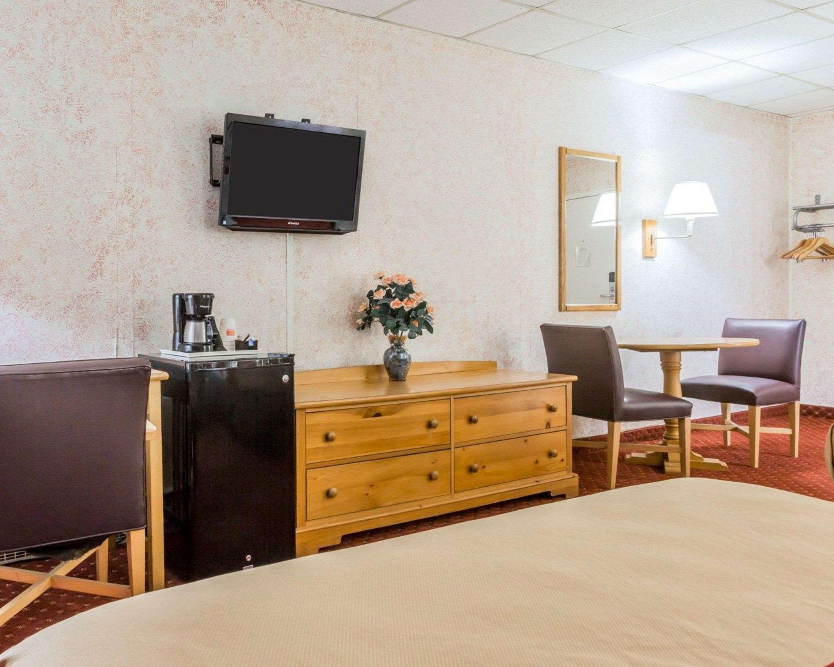 Econo Lodge Stewart International Airport New Windsor Εξωτερικό φωτογραφία