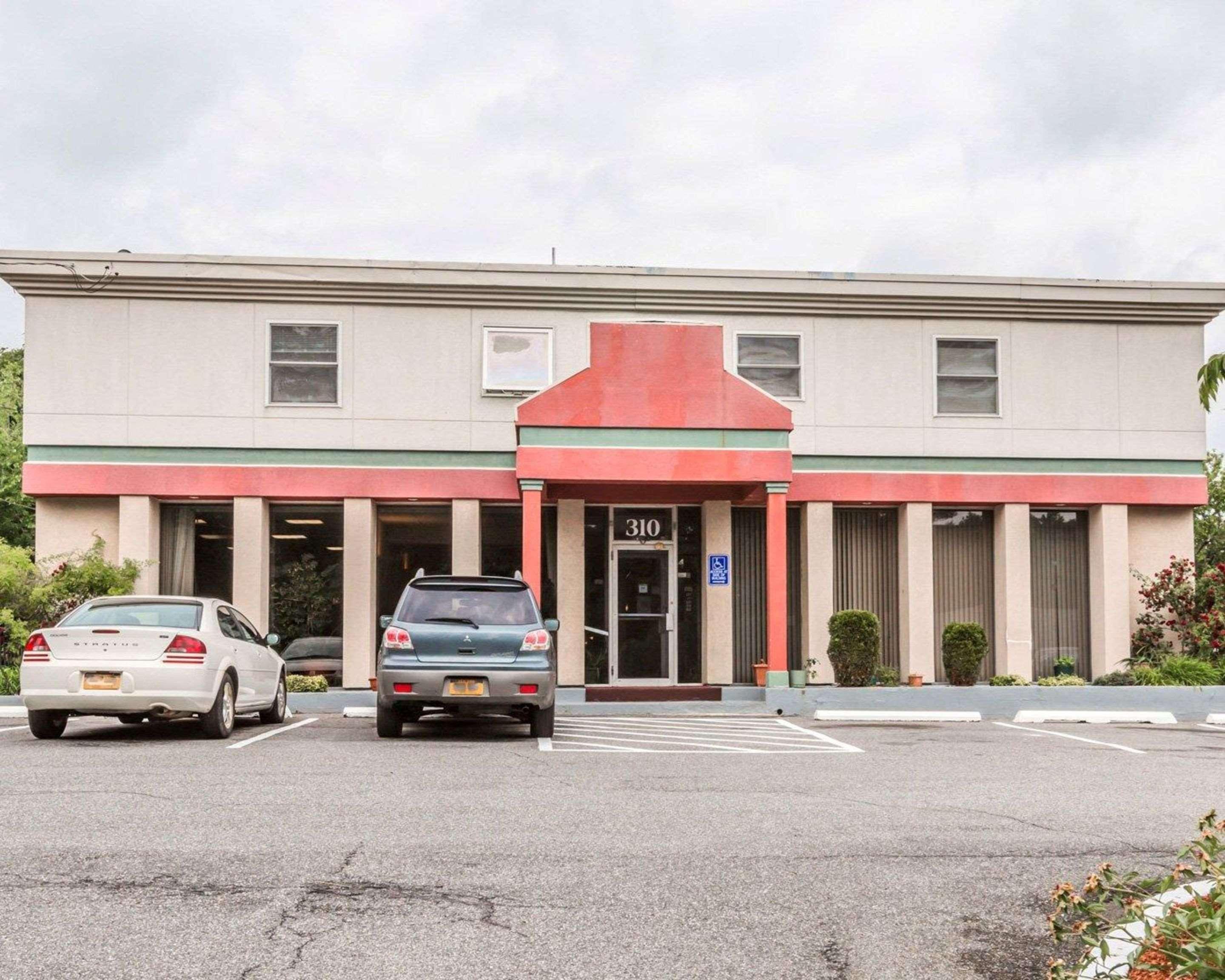 Econo Lodge Stewart International Airport New Windsor Εξωτερικό φωτογραφία